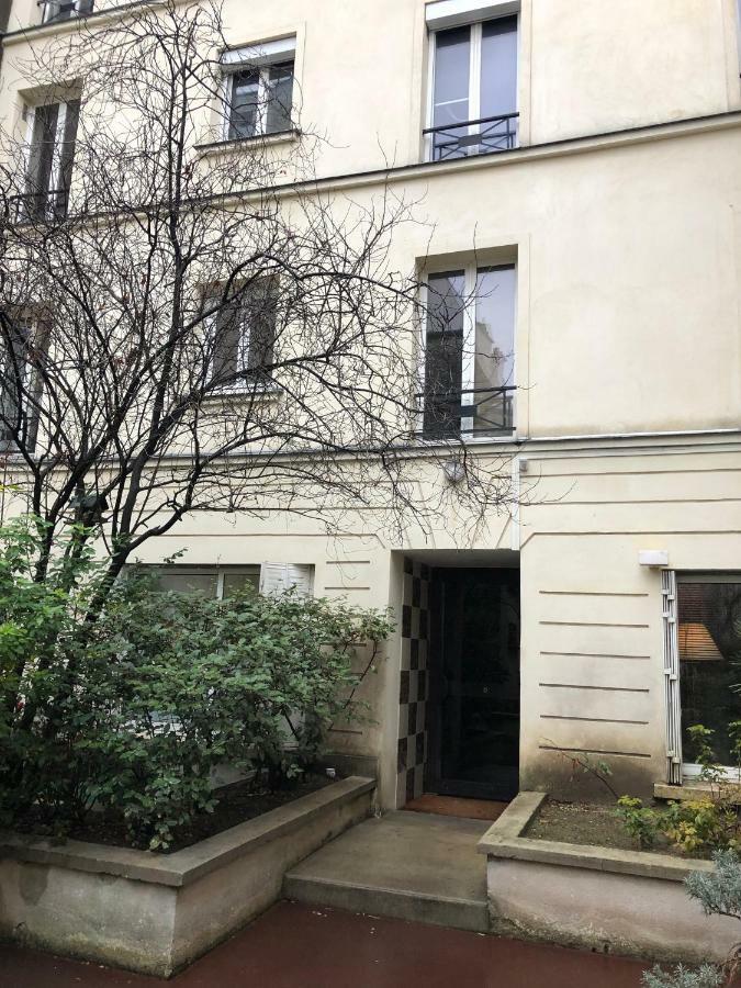 23 rue de la chapelle Apartamento París Exterior foto